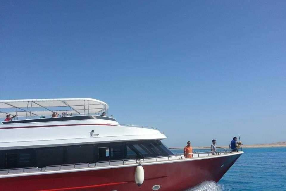 PRIVATE BOAT HURGHADA